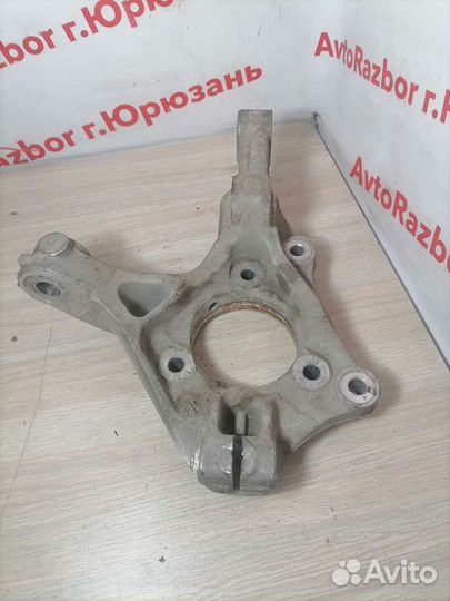 Поворотный кулак левый Chevrolet Cruze Opel Astra