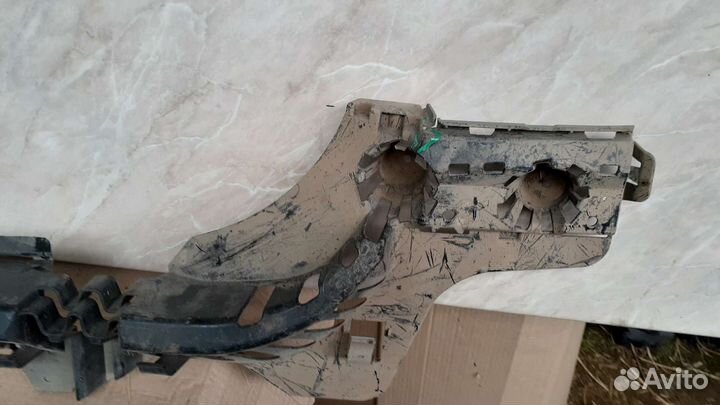 Кронштейн заднего бампера бу BMW 3 F30