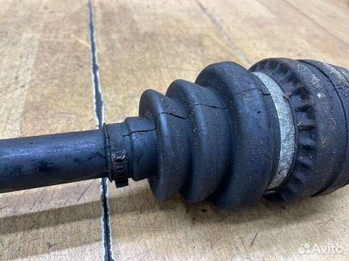 Привод передний правый Opel Vectra B X25XE 2000