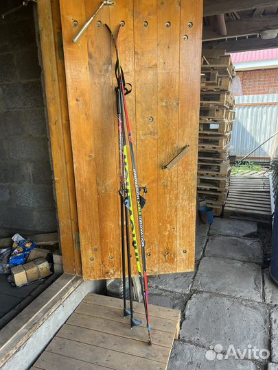 Беговые лыжи с ботинками и палками 170см