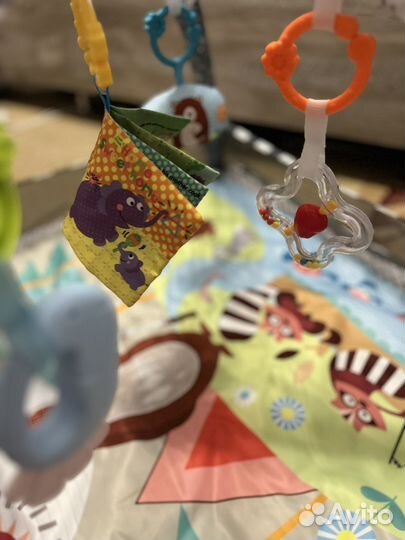 Развивающий коврик