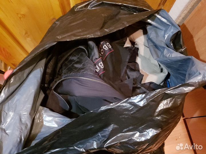 Отдам бесплатно вещи