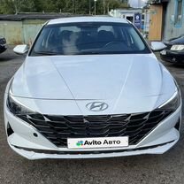 Hyundai Elantra 1.6 AT, 2021, битый, 154 000 км, с пробегом, цена 1 400 000 руб.