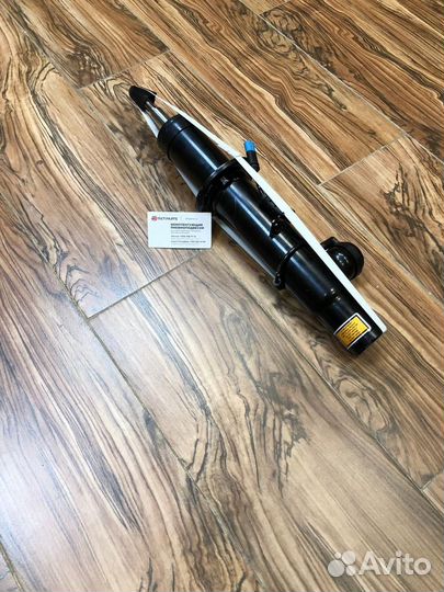 Х6 бмв правый амортизатор с VDC 37106875084