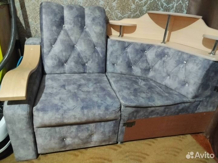 Угловой диван бу