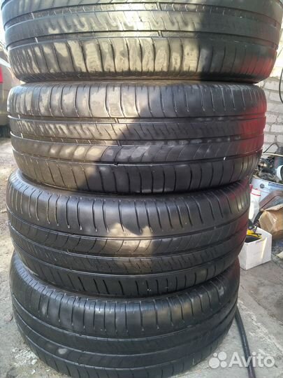 Michelin Energy Saver 215/60 R16 V