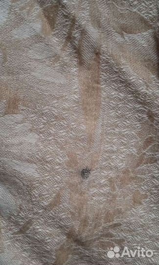 Скатерть бежевая для круглого стола и белая