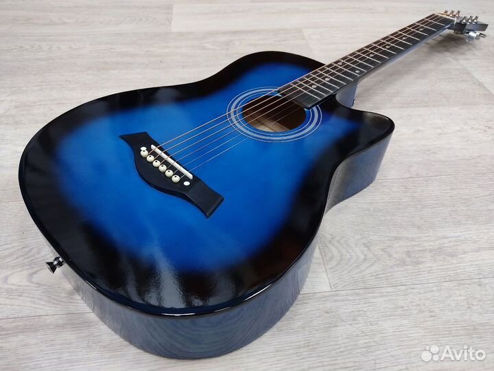 Гитара новая + аксессуары