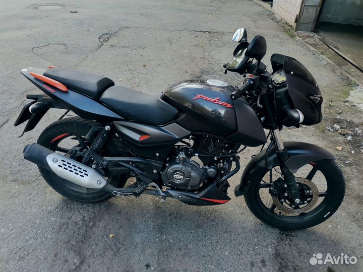 Мотоцикл Bajaj Pulsar 180