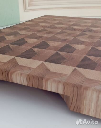 Торцевая разделочная доска с 3D-эффектом