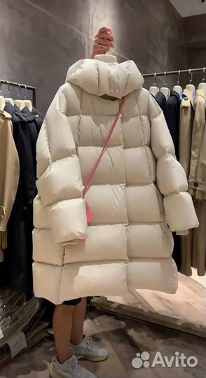 Пуховик Max Mara удлиненный (хит 2024)