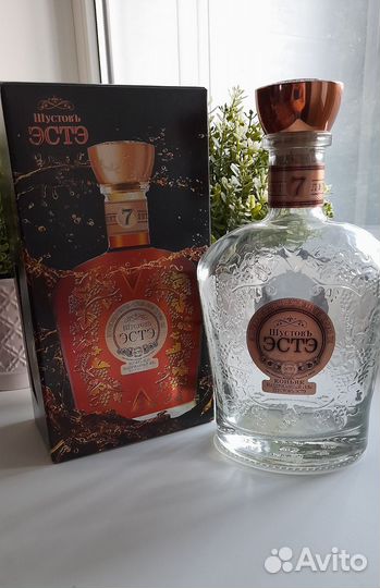 Тара из под коньяка с упаковкой