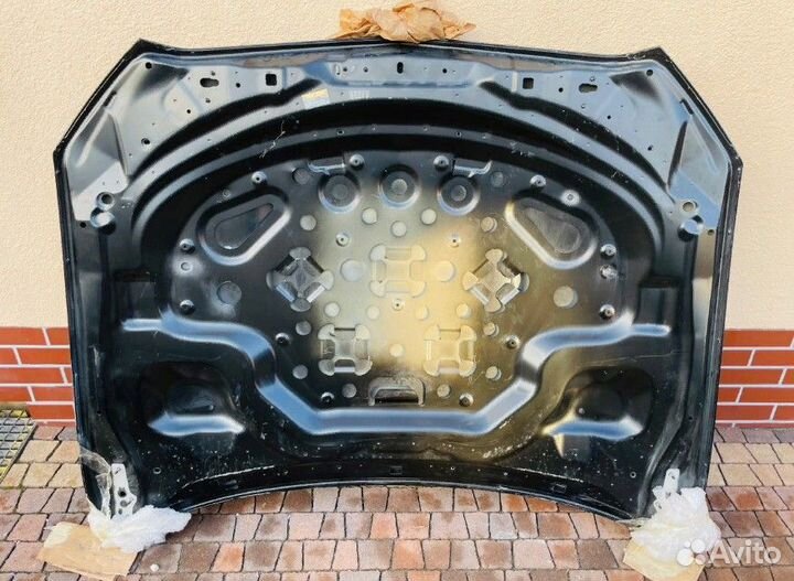 Капот Mercedes C W206