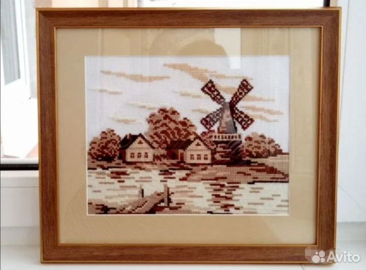 Картина в раме, вышивка крестом