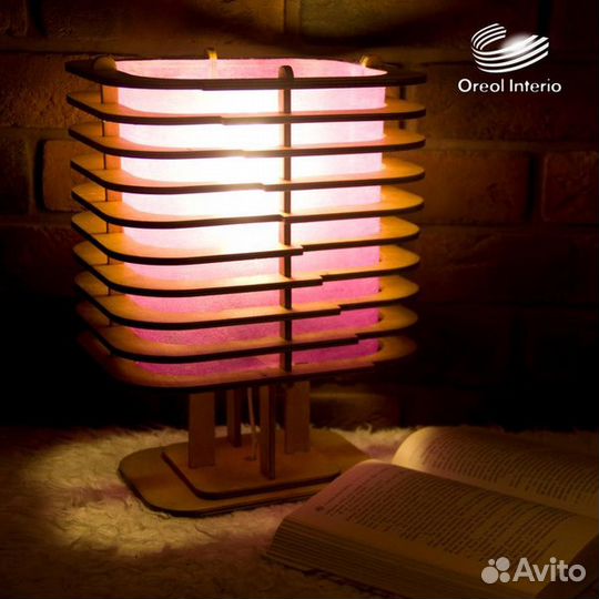 Настольный светильник 