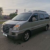 Hyundai Starex 2.5 AT, 2007, 317 510 км, с пробегом, цена 950 000 руб.