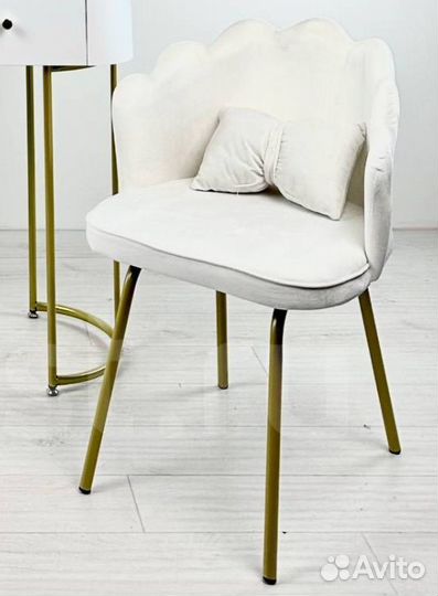 Стул косметолога Shell Б-Ч