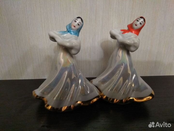 Статуэтки фарфоровые. Дулево