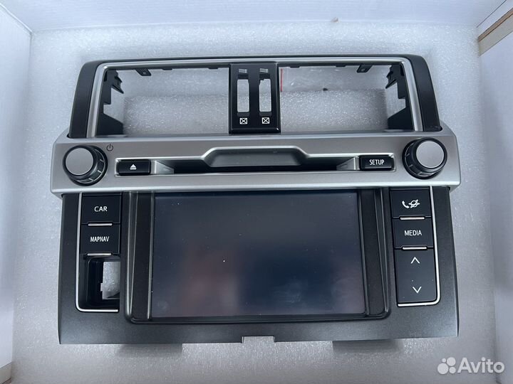 Новая магнитола на Toyota Land Cruiser Prado 150