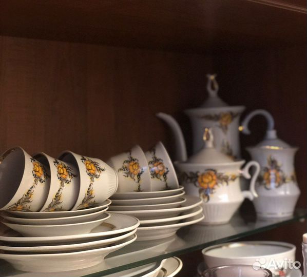 Кофейный сервиз фарфоровый 1970 г. Розы с золотом