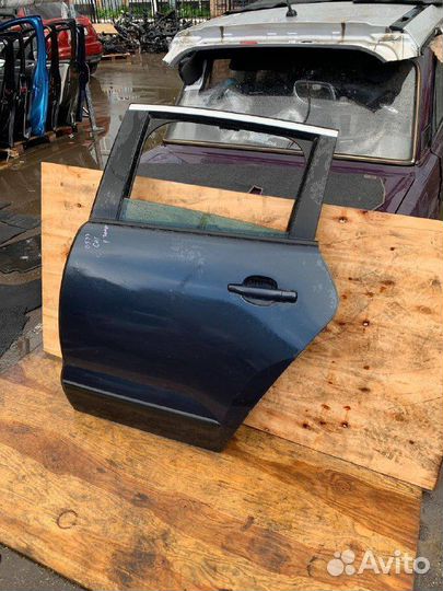 Левая задняя дверь Пежо 3008 Peugeot 3008