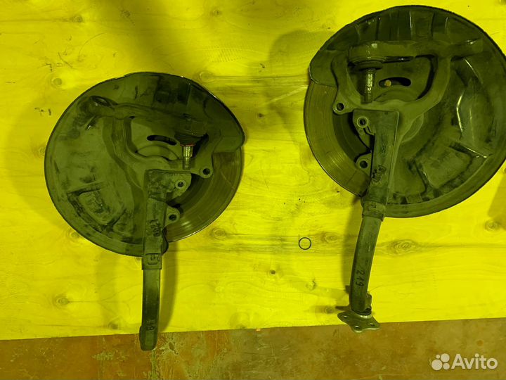 Кулак поворотный w211 w219