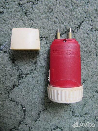 Аккумуляторный фонарик