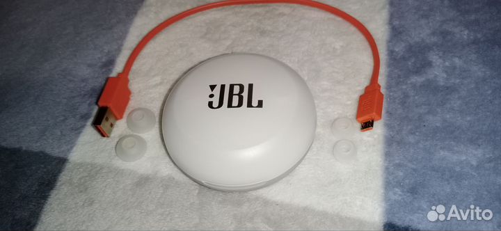 Беспроводные блютуз наушники jbl free x