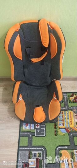 Детское автокресло