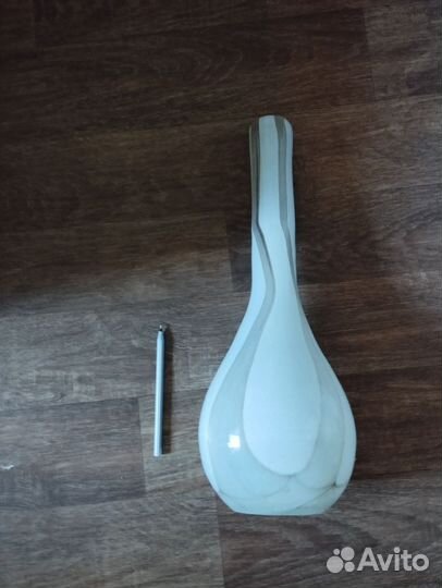 Стеклянная ваза