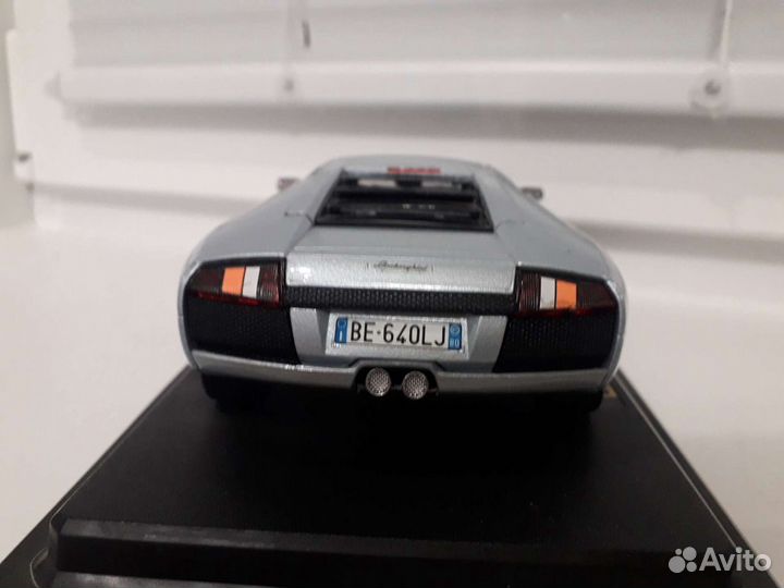 1:24 Lamborghini Murcielago 2002г burago