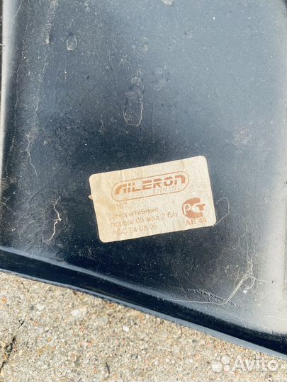 Накладки на пороги ваз 2114-09