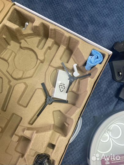 Продам робот пылесос polaris pvcr-1229