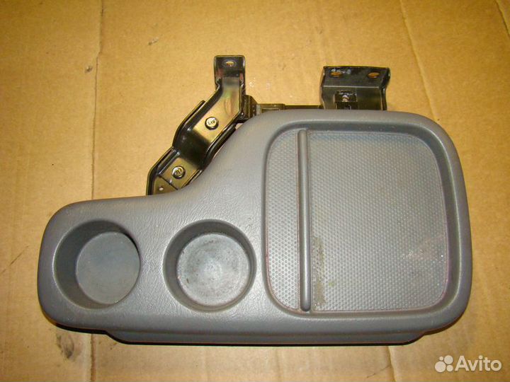 Столик сидения Honda crv 99г