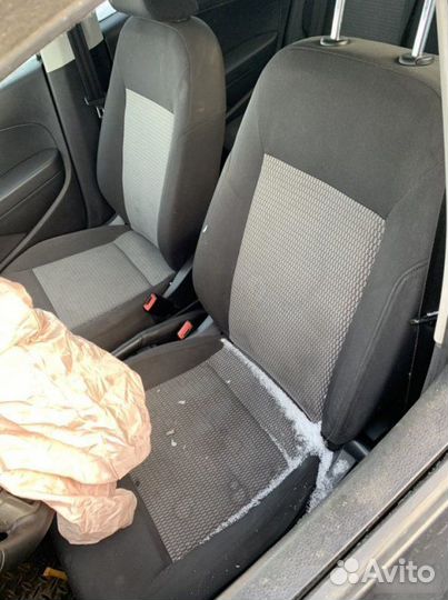 Сиденья Volkswagen Polo