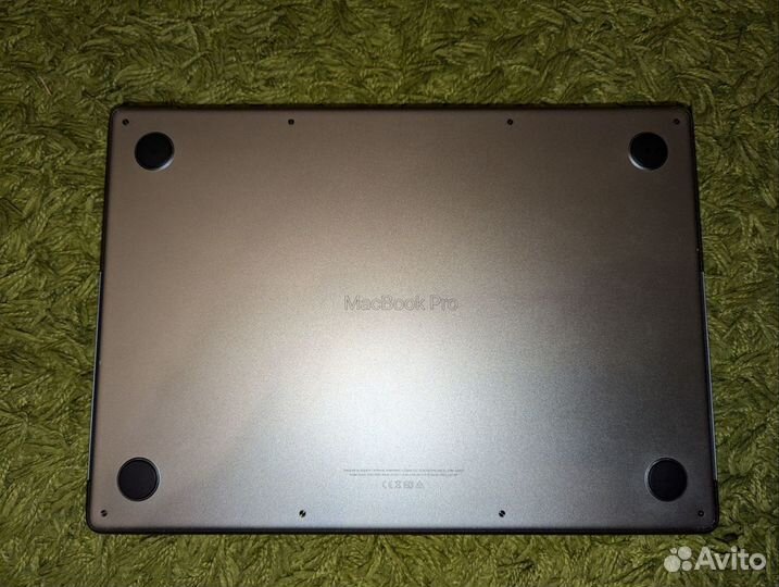 MacBook Pro 14 2021