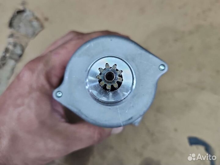 Стартер хайсан 700