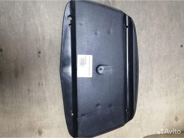Крышка заднего фанаря(605251963)