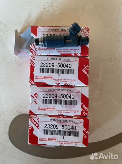 Форсунка бензиновая toyota