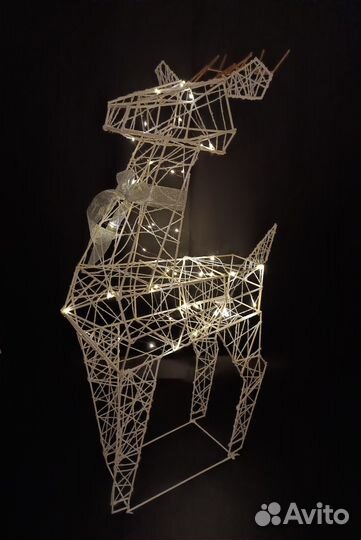 Новогодний олень светящийся