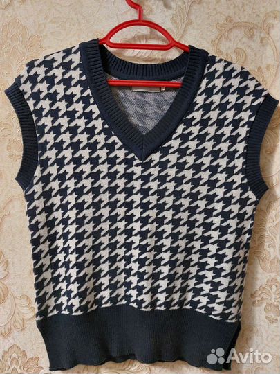 Жилетка для девочки школьная