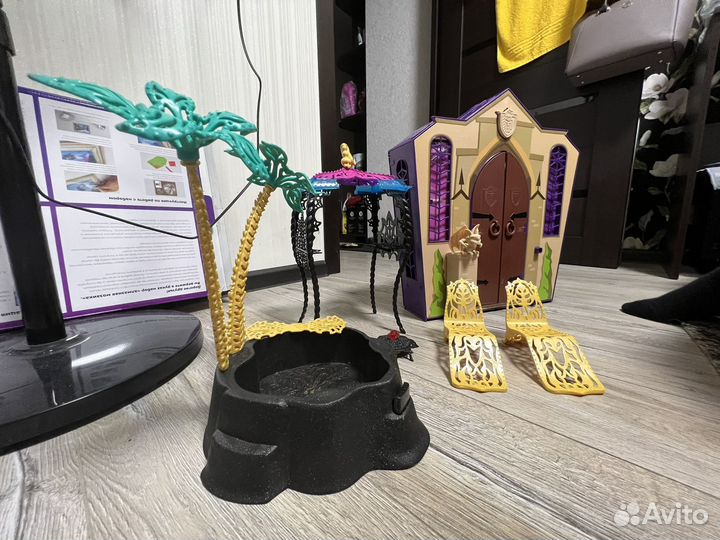 Кукольный домик, школа монстр хай