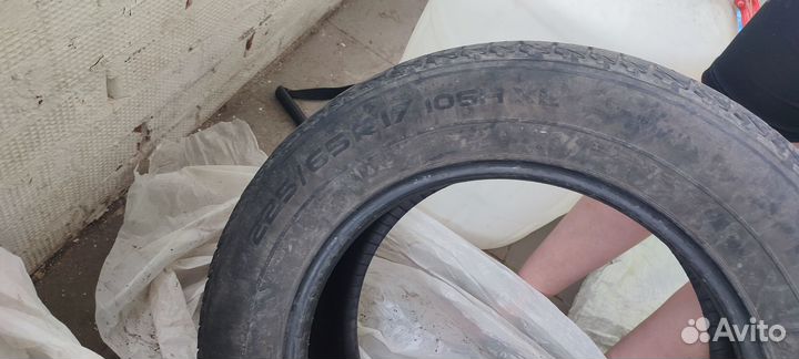 Nokian Tyres Hakka Black SUV 225/65 R17