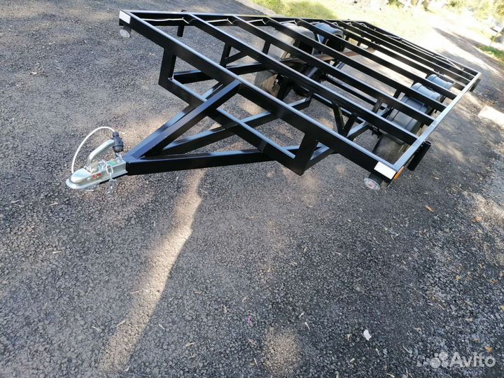 Прицеп пчелоприцеп