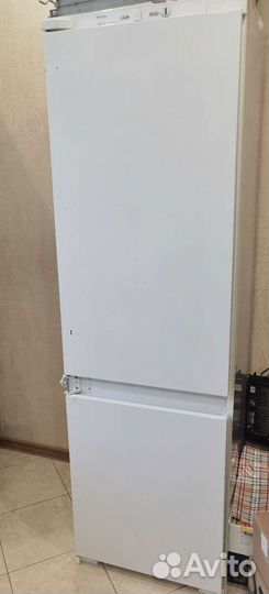 Встраиваемый холодильник Miele KDN 9713 iD