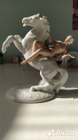 Статуэтка Всадница фарфор Германия