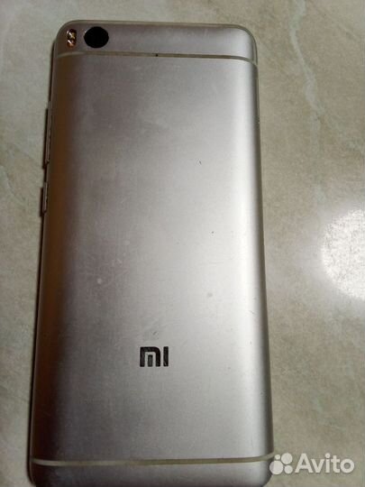 Xiaomi Mi 5S, 3/64 ГБ