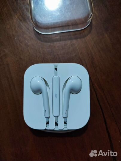 Наушники earpods