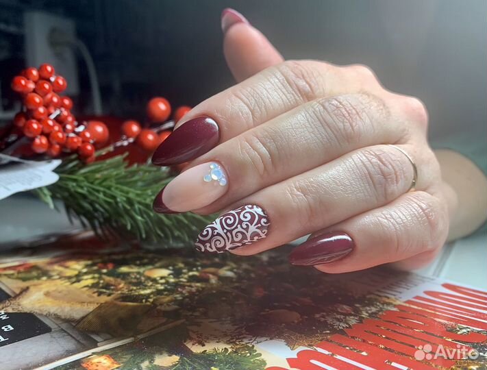 Маникюр; Гель-лак