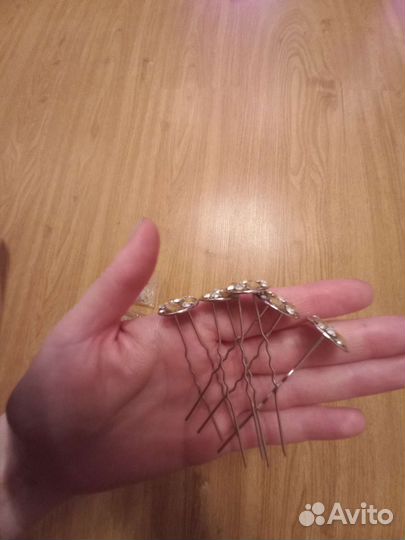 Шпильки, резинки для причёсок